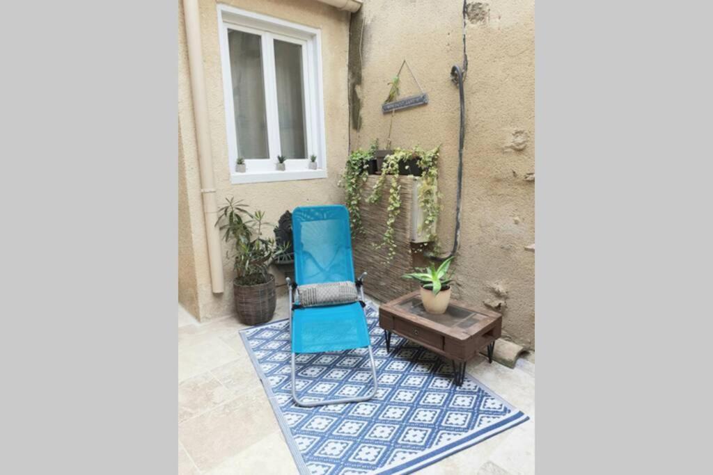 Maison De Village Avec Cour Aux Portes D'Avignon Entraigues-sur-la-Sorgue Eksteriør billede